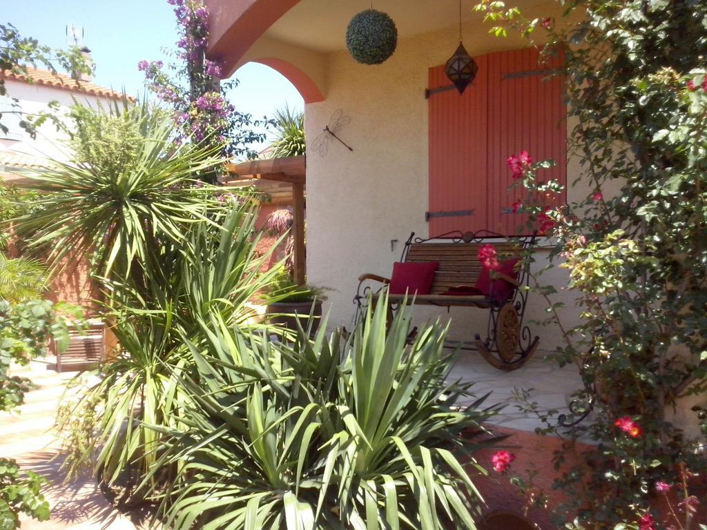 La Gentoliere Bed & Breakfast Pollestres Екстериор снимка