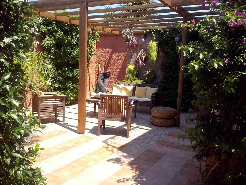 La Gentoliere Bed & Breakfast Pollestres Екстериор снимка