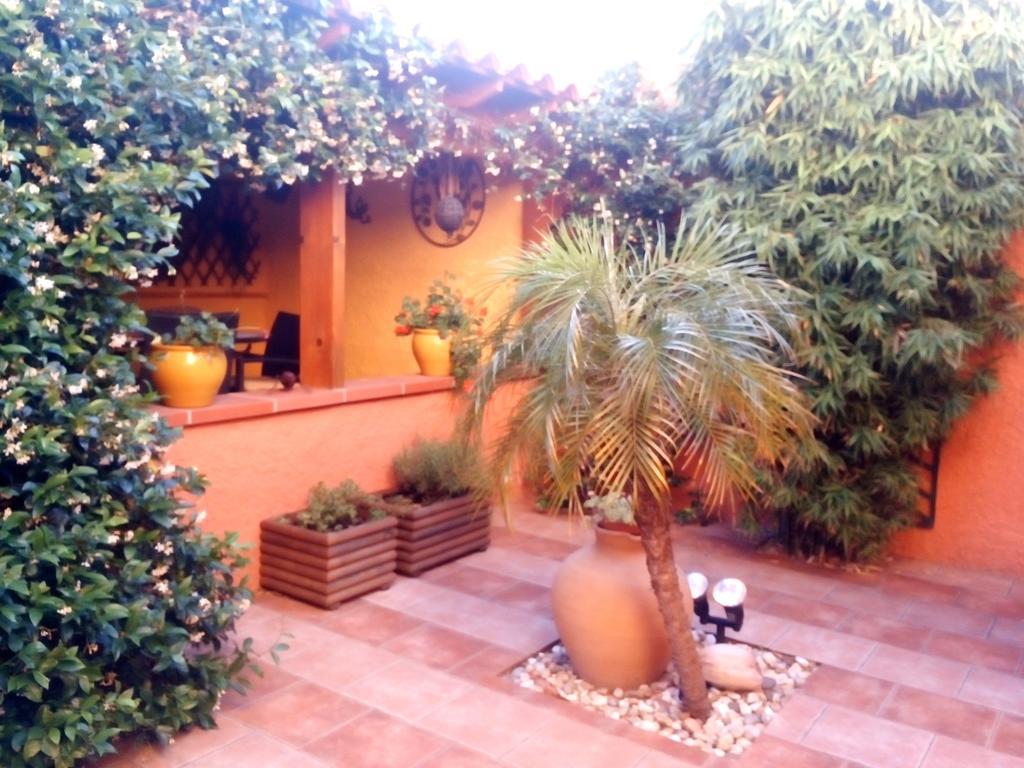La Gentoliere Bed & Breakfast Pollestres Екстериор снимка